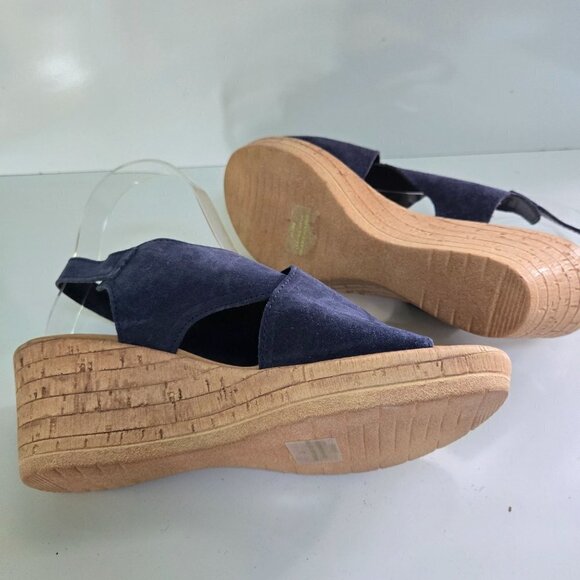 Mila Paoli NWOT Made In Italy Blue Suede Wedge Sandal Size 7 - Picture 6 of 8